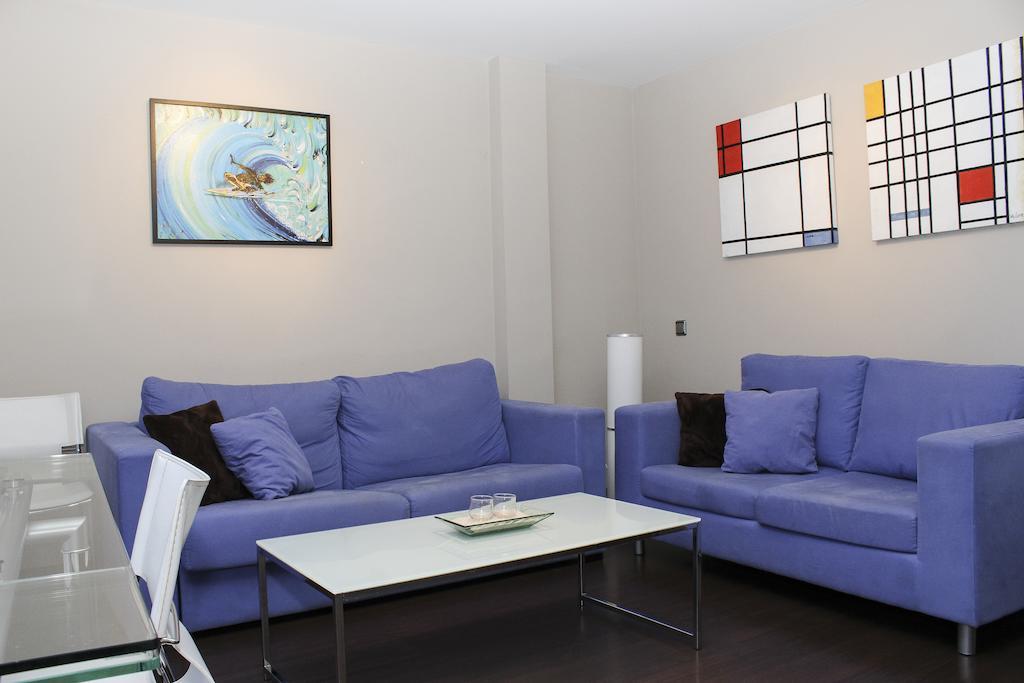 Apartamentos Calle Jose Madrid Room photo