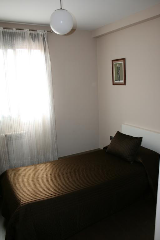 Apartamentos Calle Jose Madrid Exterior photo