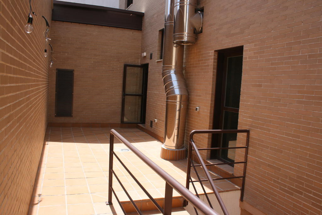 Apartamentos Calle Jose Madrid Exterior photo